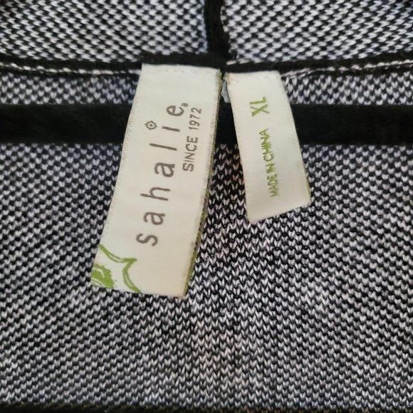 Sahalie Open Front Cotton Sweater Cardigan Black & White Aztec Print - Picture 9 of 11